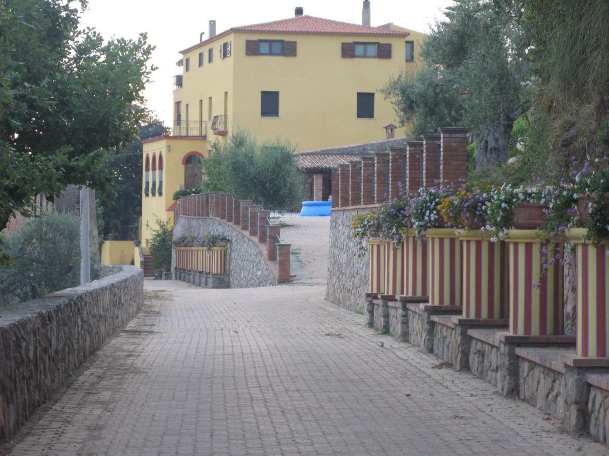 Azienda Agrituristica Le Terre Di San Leonardo チェトラーロ エクステリア 写真