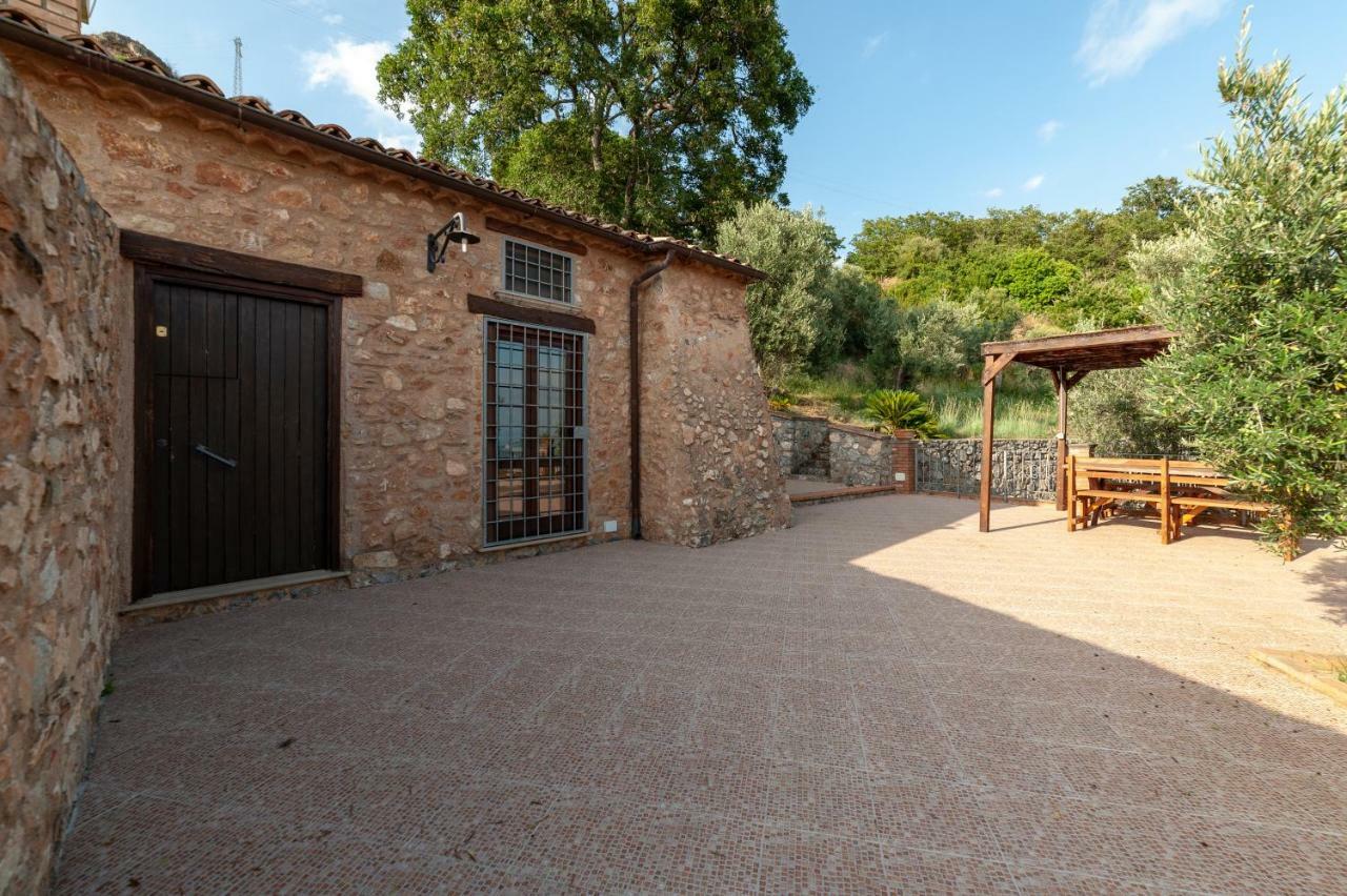 Azienda Agrituristica Le Terre Di San Leonardo チェトラーロ エクステリア 写真