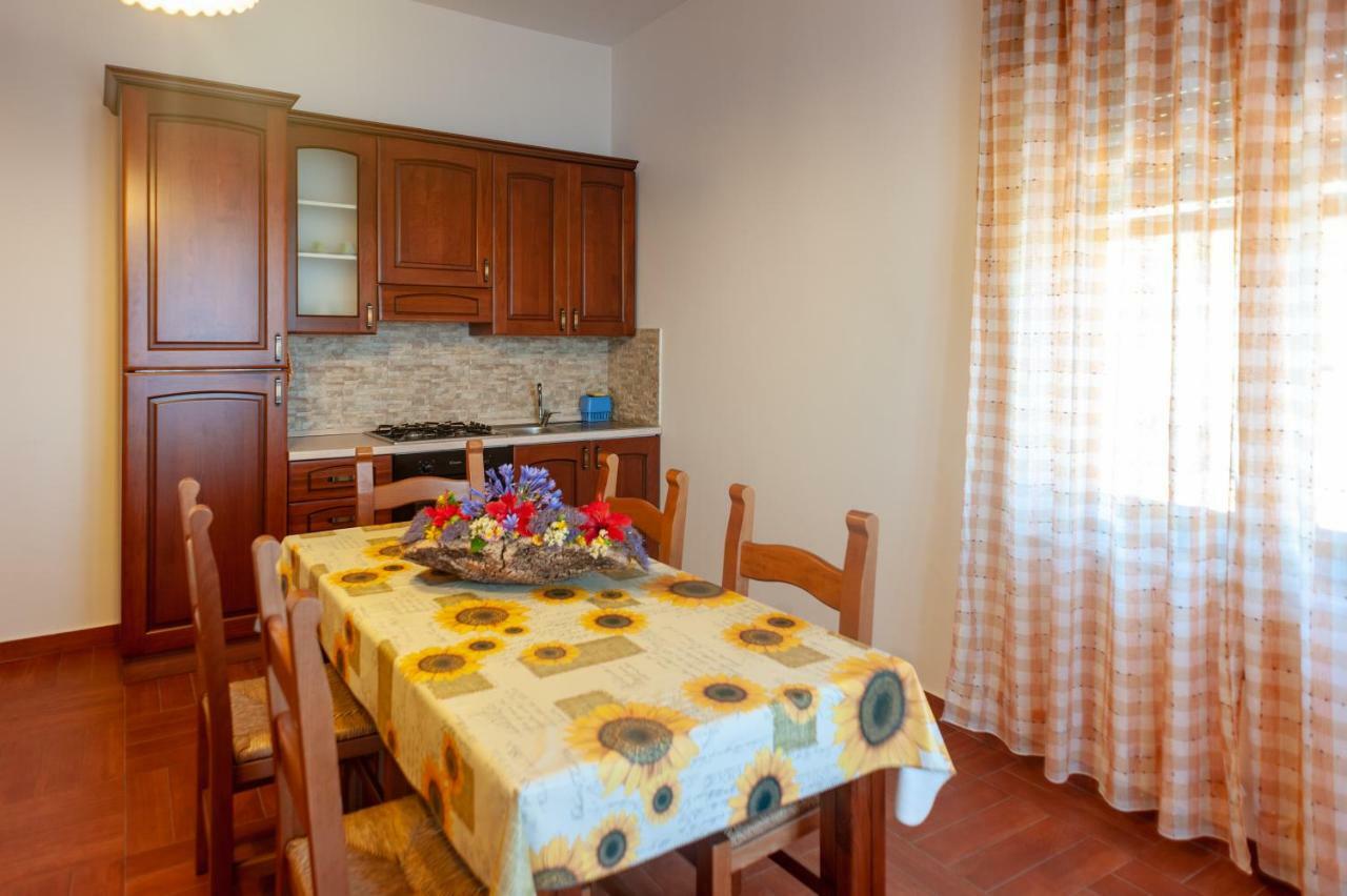 Azienda Agrituristica Le Terre Di San Leonardo チェトラーロ エクステリア 写真