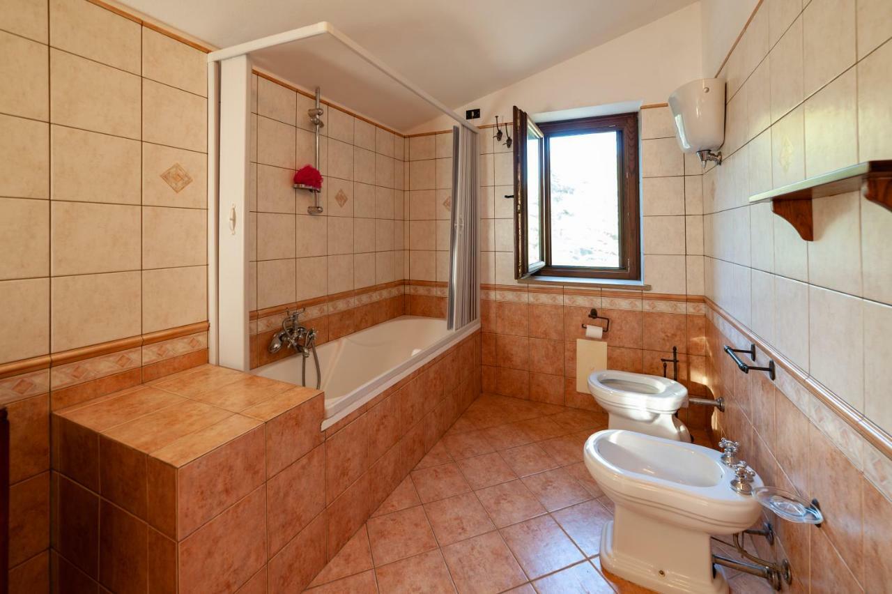 Azienda Agrituristica Le Terre Di San Leonardo チェトラーロ エクステリア 写真