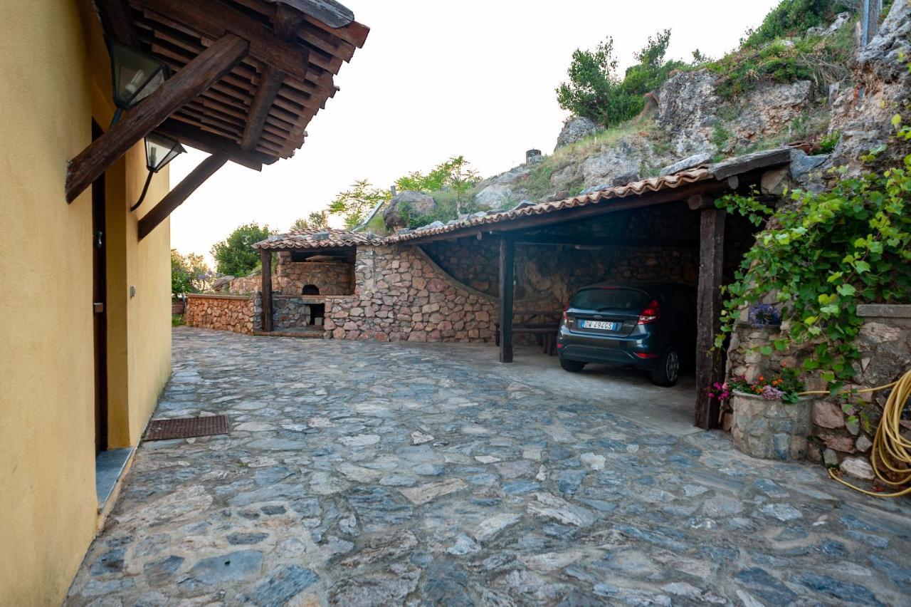 Azienda Agrituristica Le Terre Di San Leonardo チェトラーロ エクステリア 写真